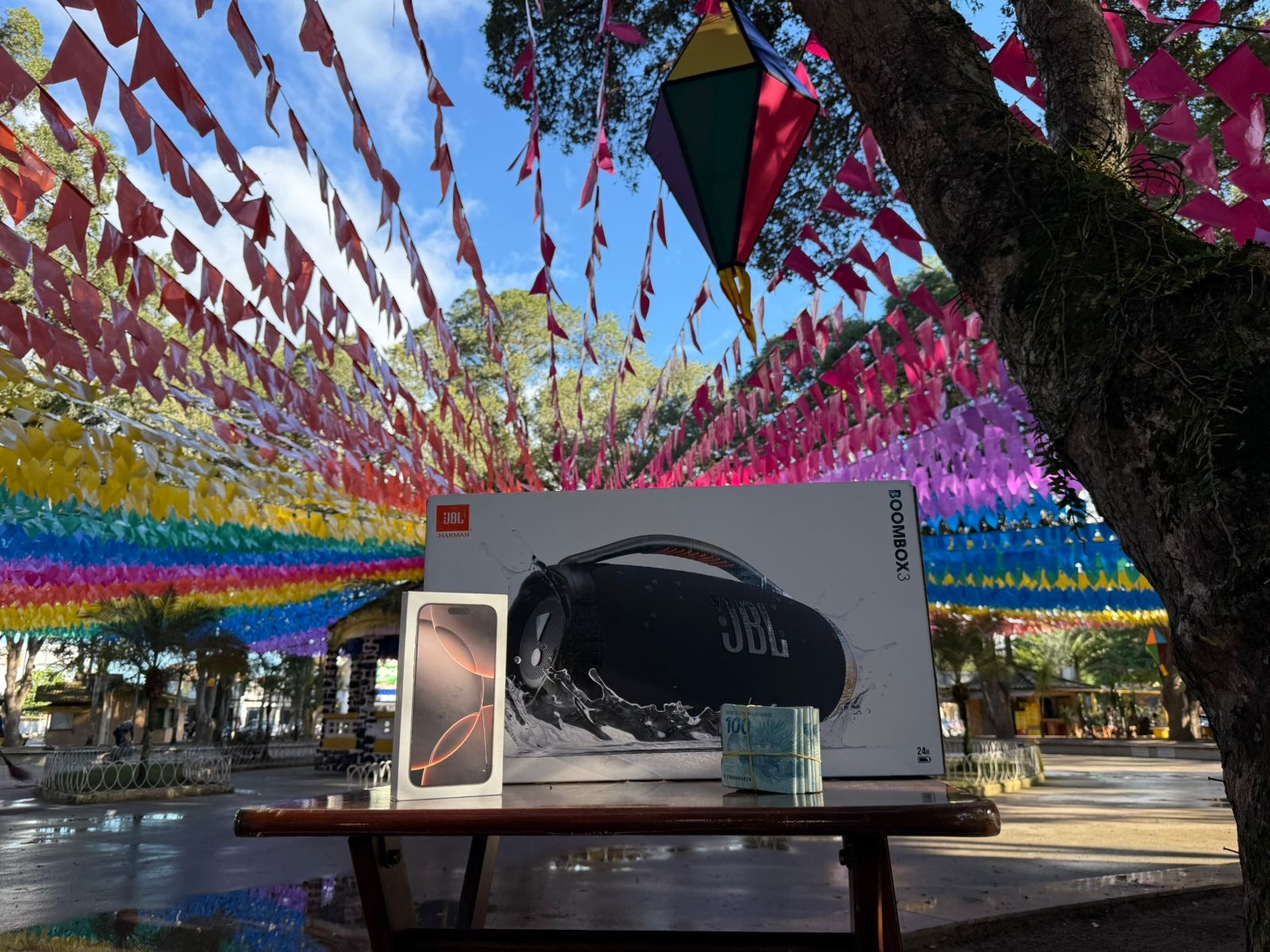 CENTENA : IPHONE 16 PRO MAX  + JBL BOOMBOX 3 OU 12.000,00 MIL NO PIX SORTEIO 21 DE JUNHO
