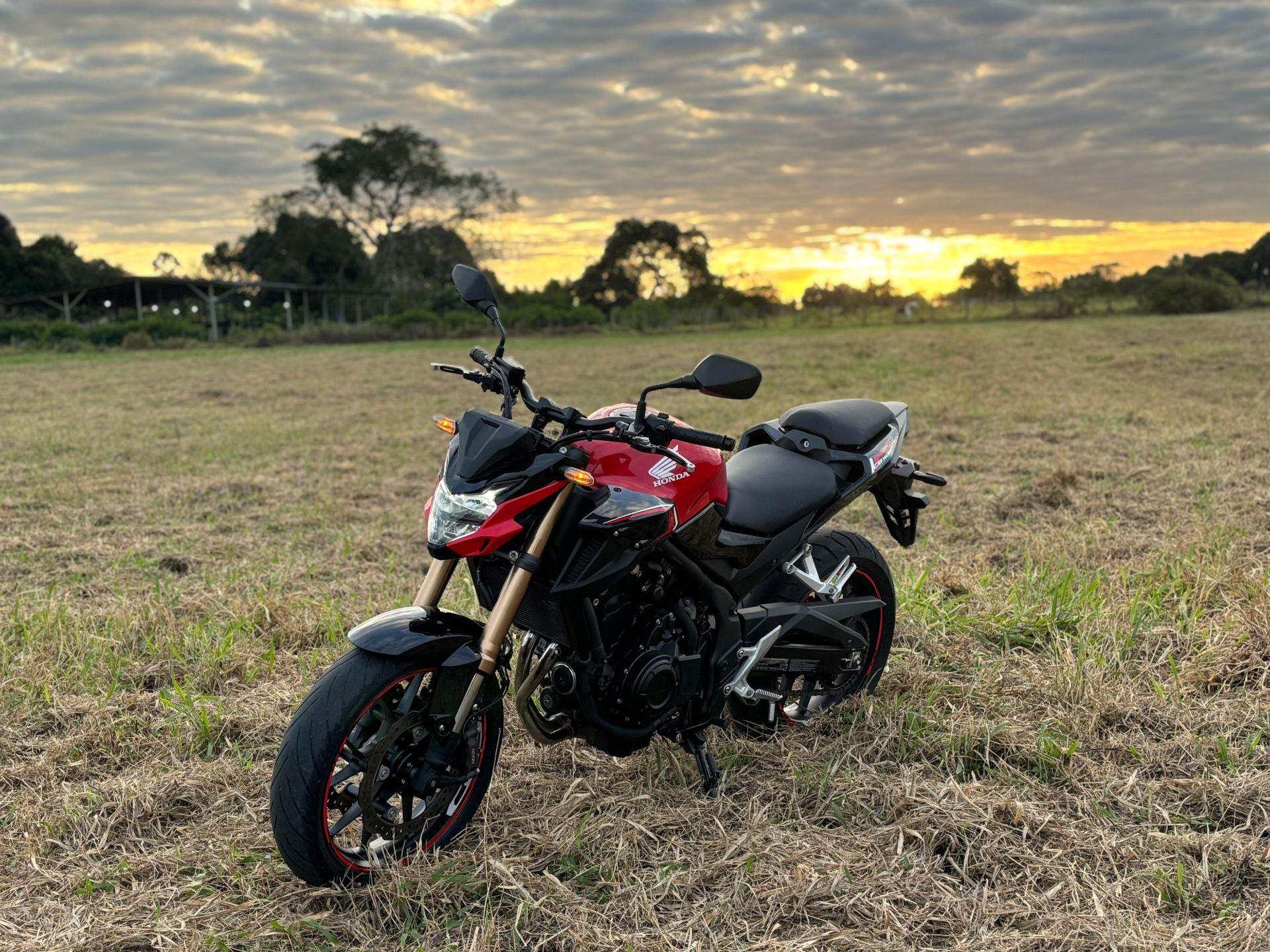 MILHAR : HONDA CB 500F 2023 OU 35.000,00 MIL NO PIX SORTEIO 27 DE AGOSTO