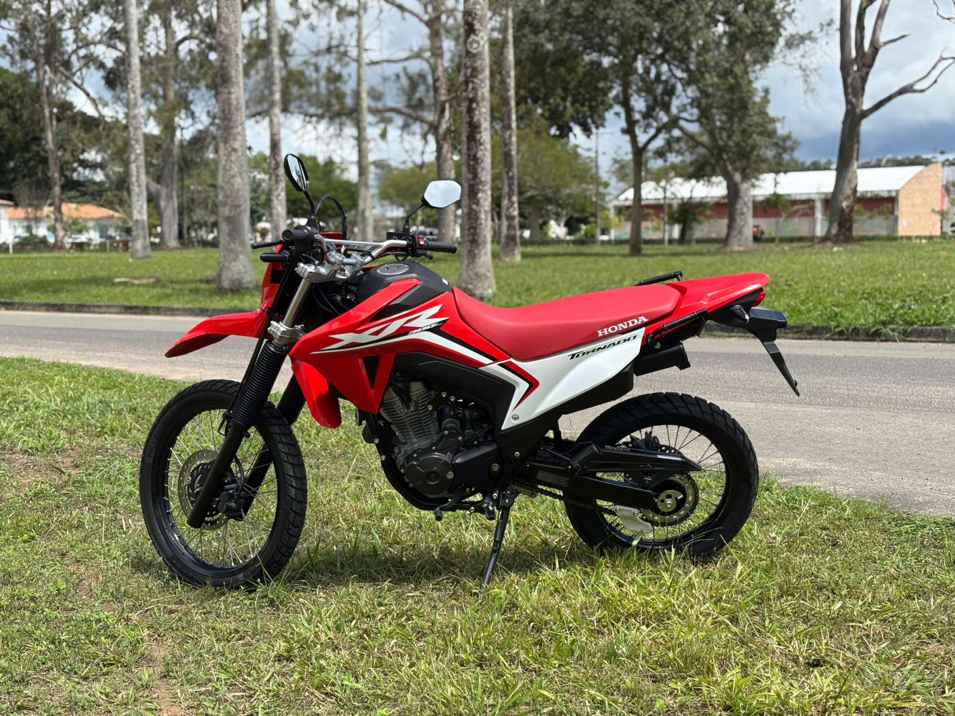 MILHAR : XR TORNADO 300L 2025 OU 35.000,00 MIL NO PIX SORTEIO 03 DE SETEMBRO.