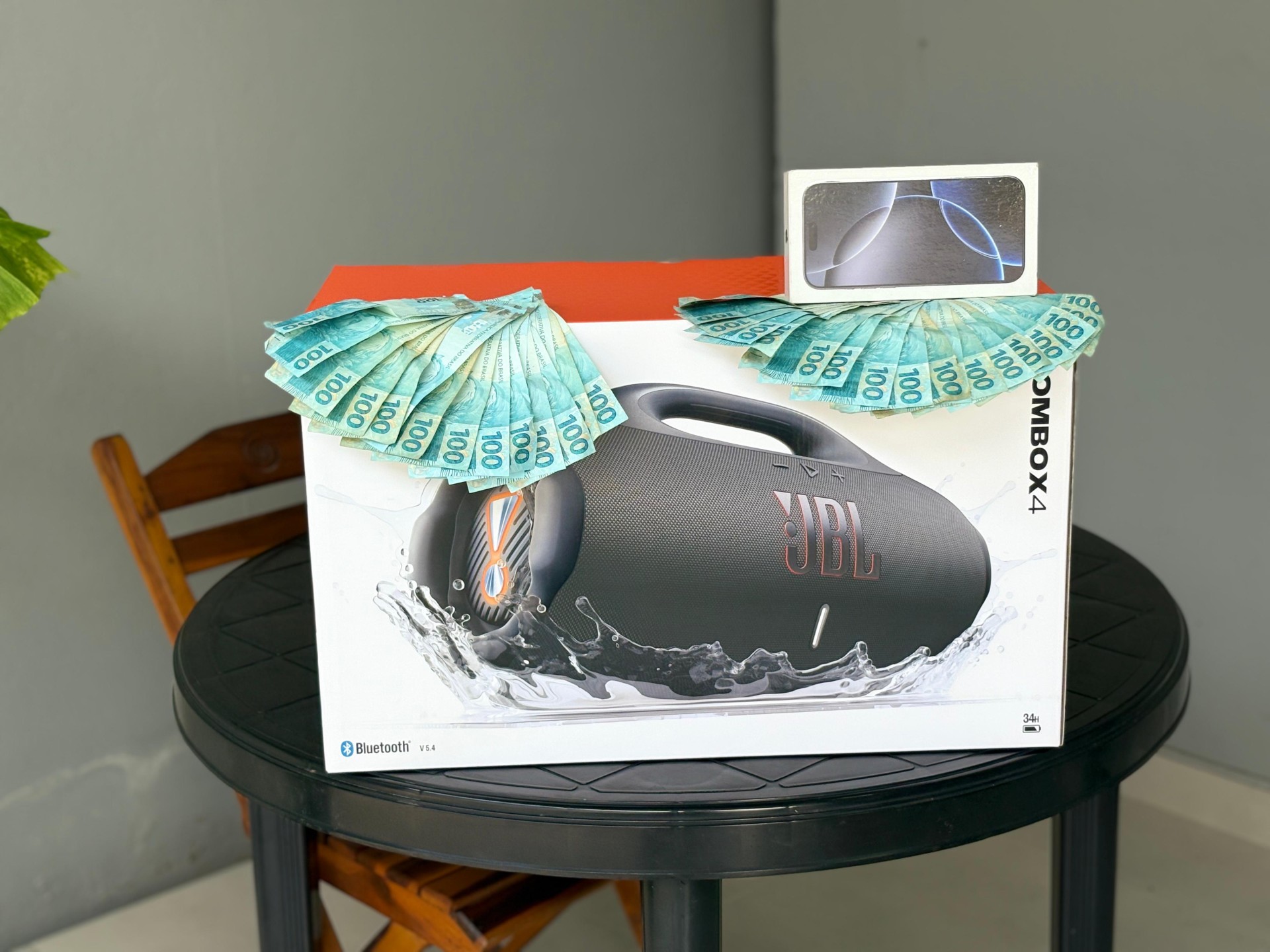 CENTENA : IPHONE 16 PRO MAX  + JBL BOOMBOX 4 OU 12.000,00 MIL NO PIX SORTEIO 04 DE OUTUBRO