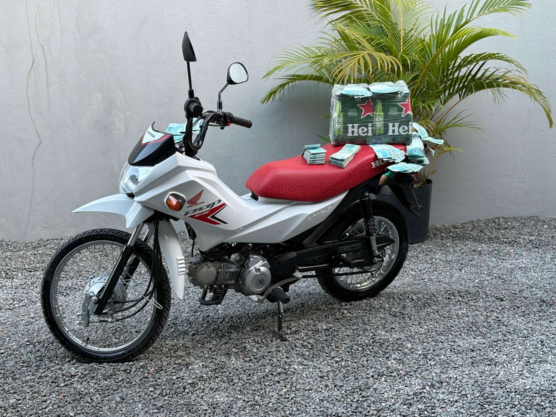 CENTENA : POP 110i + FARDO DE HEINEKEN OU 15.000,00 MIL NO PIX SORTEIO 15 DE OUTUBRO