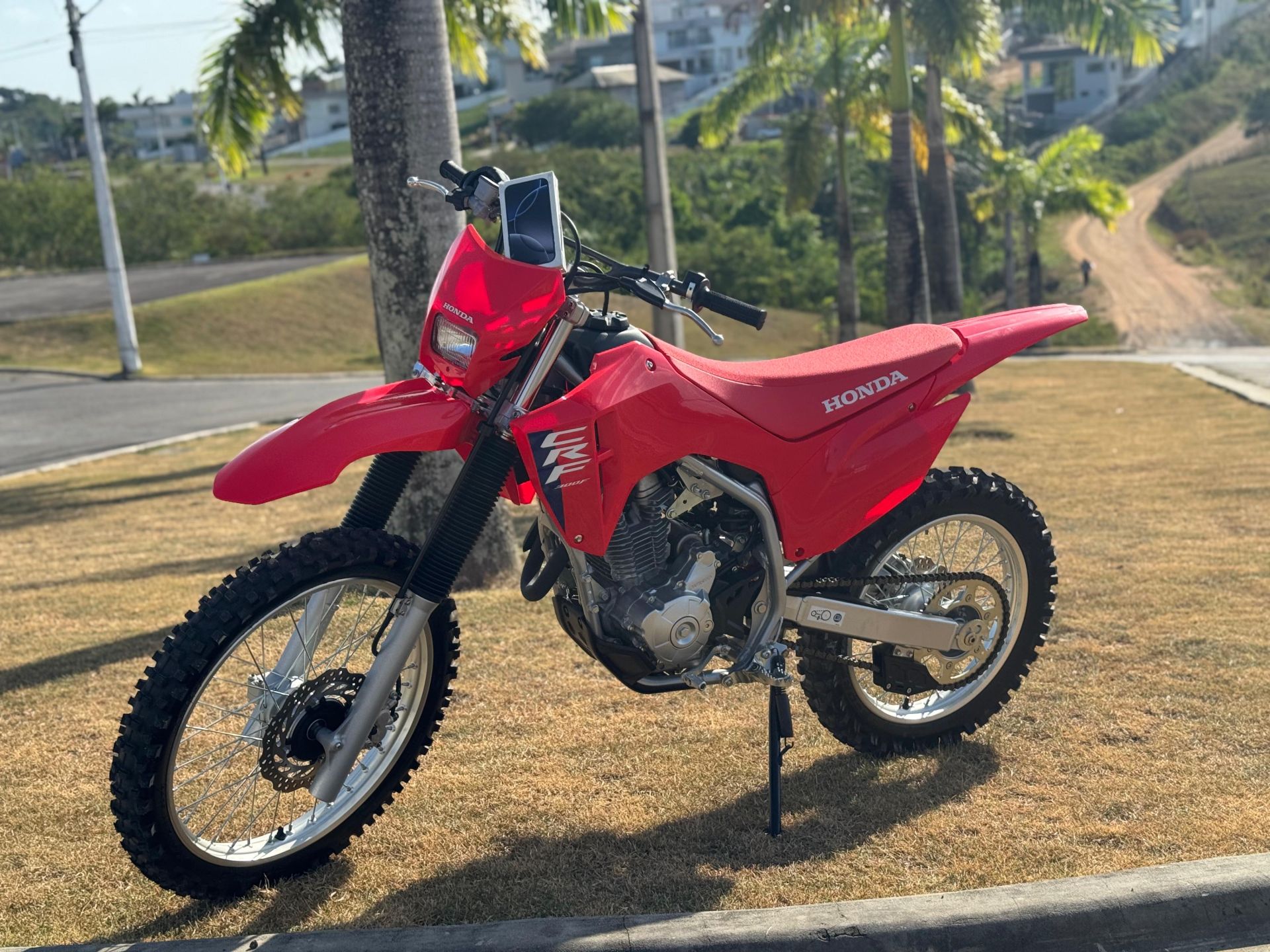 MILHAR : CRF 300F 2026 + IPHONE 16 PRO MAX OU 35.000,00 MIL SORTEIO 17 DE DEZEMBRO 